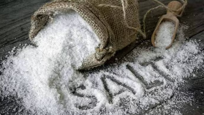 picture of a spilled sack of salt